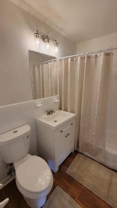 Apartment, One Bedroom Арлингтън Екстериор снимка
